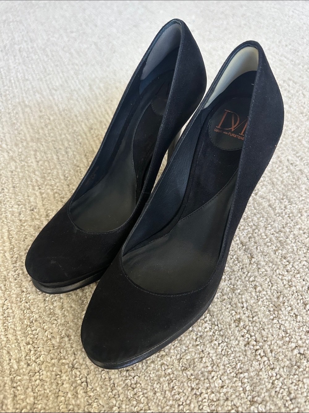 Diane Von Furstenberg Black Suede Pump Heels